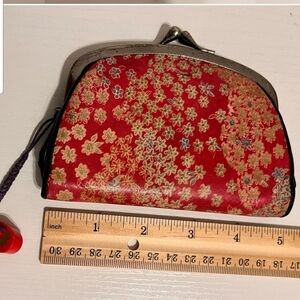 Floral Red Women's Clutch